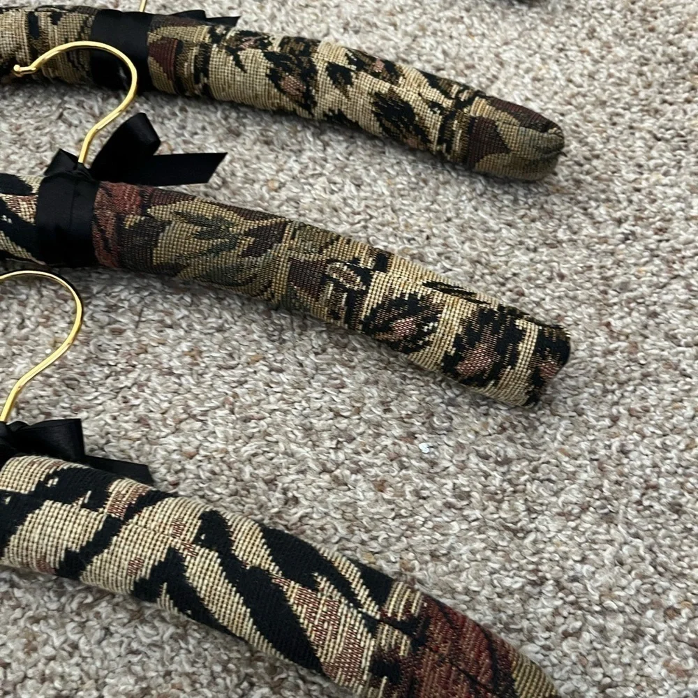 (4-hangers) Vintage canvas hangers
